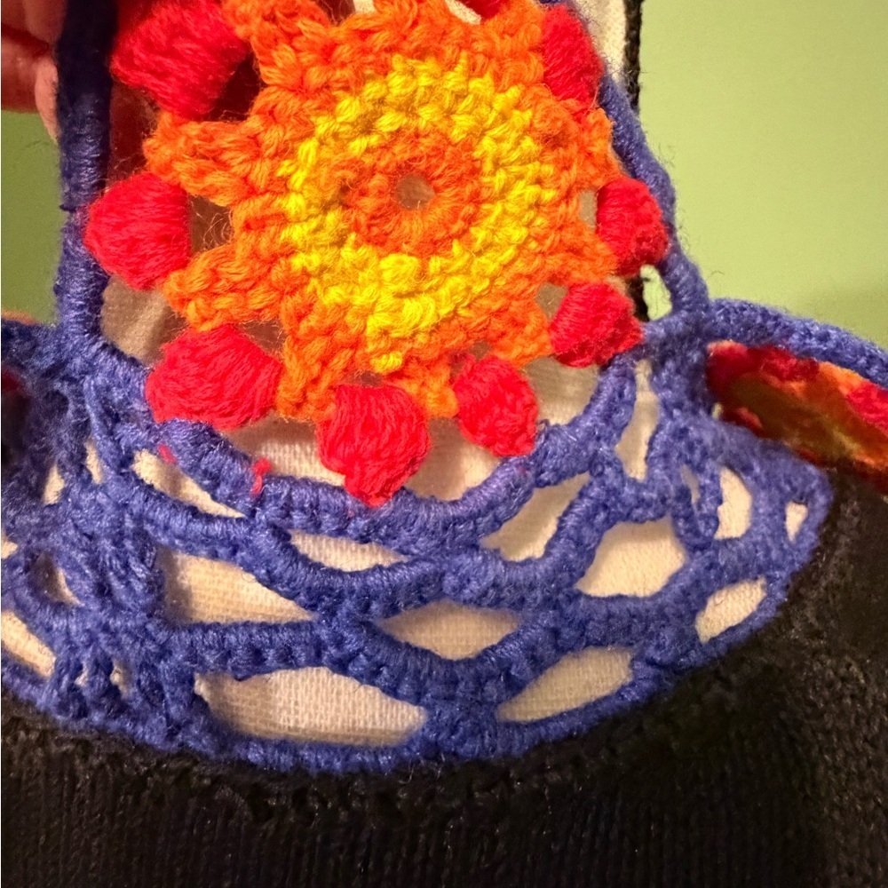 Colorful Embroidered Women's Vest - Picture 12 of 12